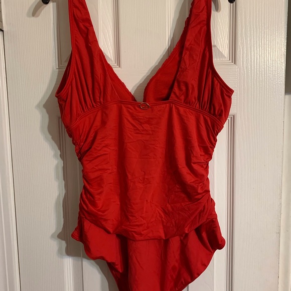 Jantzen Red One Piece Swimsuit - Picture 2 of 3